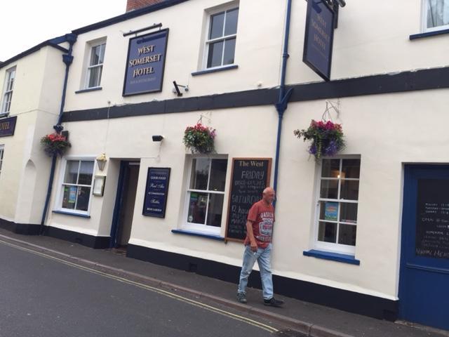 West Somerset Pub & Accommodation Watchet Exterior photo